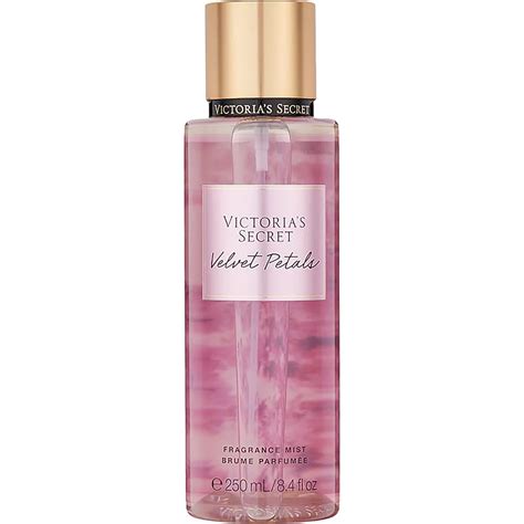 velvet petals perfume.